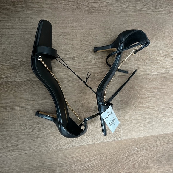 Express Chain Strap High Heeled Sandals Size 10 NWT - Picture 3 of 5